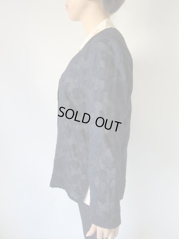 画像4: リーフモチーフのネイビージャケット