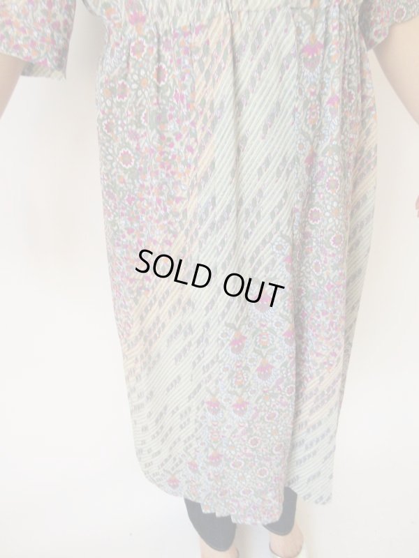 画像9: Dead stock*襟もとリボンの花柄ワンピース 