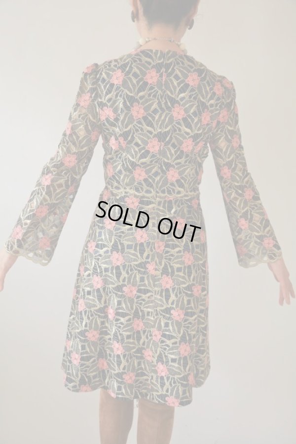 画像12: お仕立て品の１点モノ*豪華刺繍のフラワーワンピース