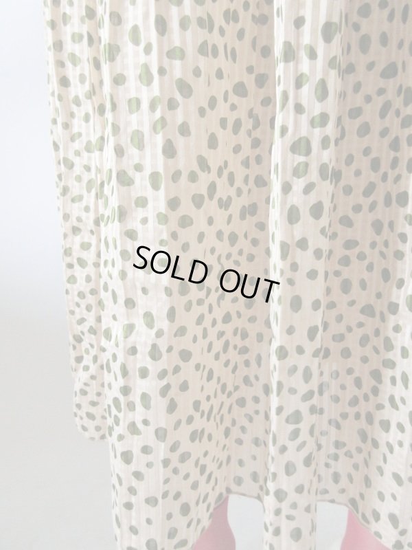 画像10: 【実は格子柄のベース生地*】大人っぽパフスリーブのワンピース 