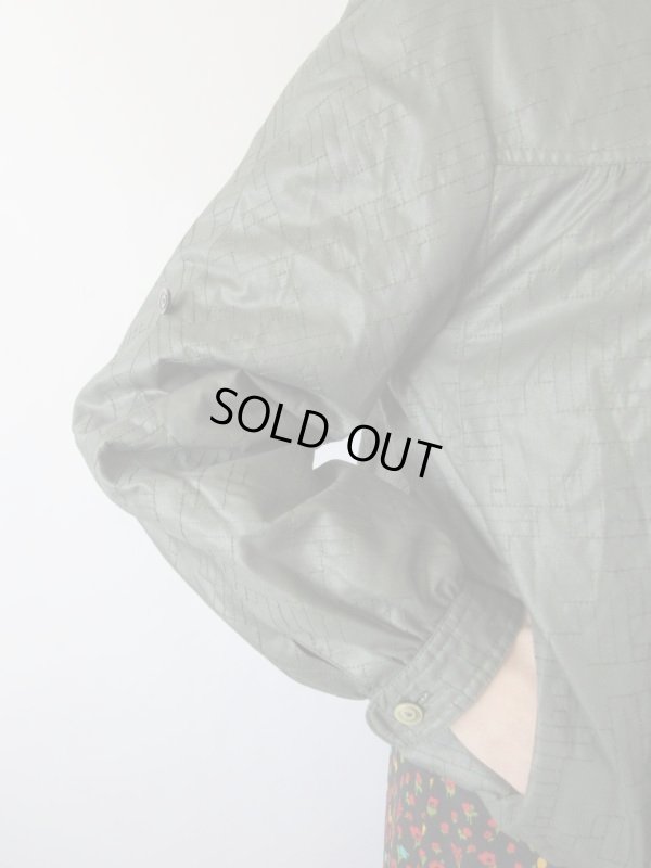 画像9: 【合間の季節に大活躍*】裏地チェックのカーキブルゾン