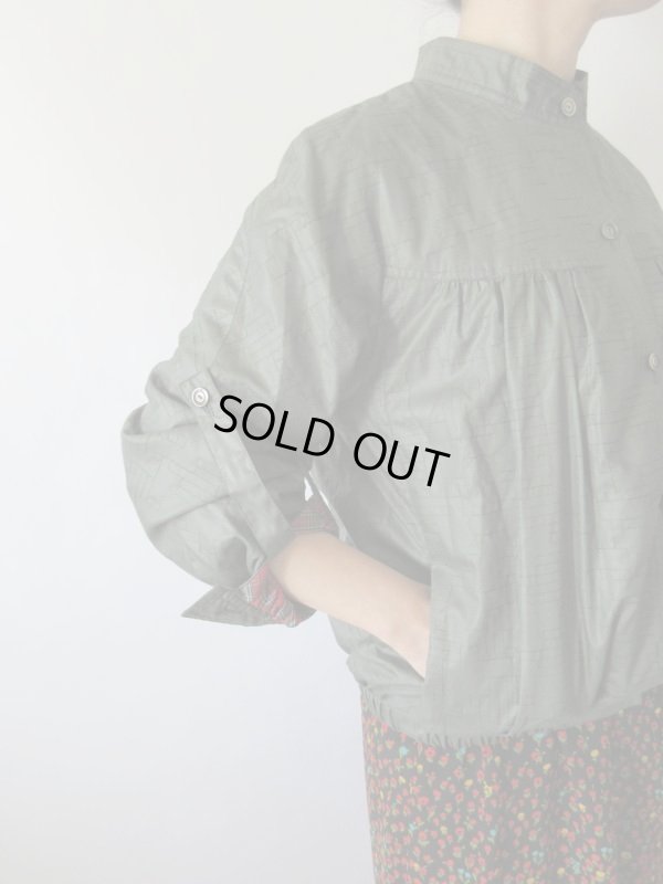 画像3: 【合間の季節に大活躍*】裏地チェックのカーキブルゾン