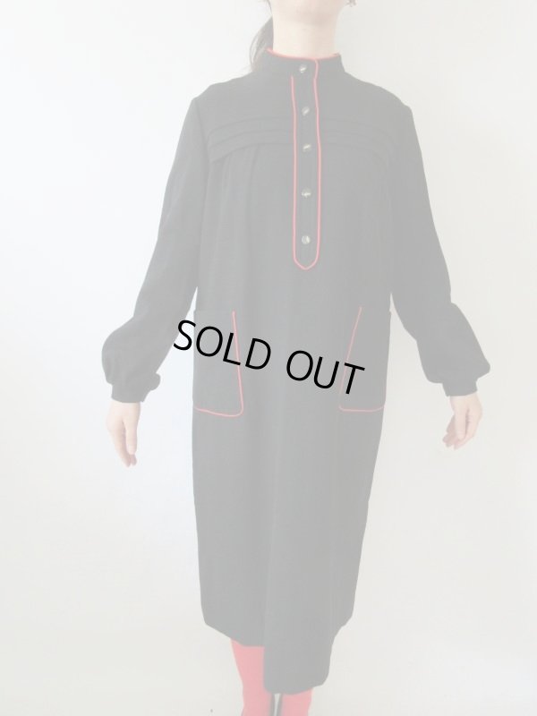 画像3: 【パリっ子みたいにこなれた感じで*】差し色レッドのゆったりワンピース