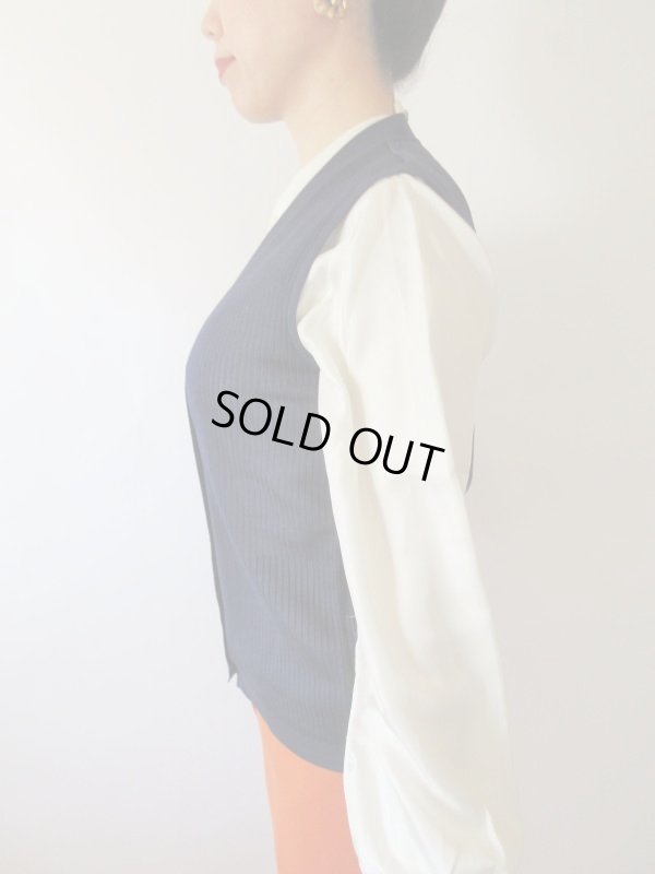 画像4: 【ゴールドボタンで大人顔*】ネイビーのアクリルベスト