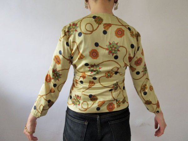 画像5: 【艶っぽく見える光沢*】タッセルデザイントップス