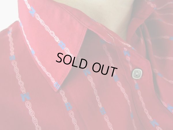 画像8: 【エンブレムと2点セットでお届け*】チェーンと英字柄シャツ