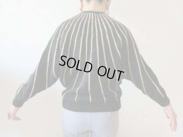 画像5: 【イヤリングと2点セットでお届け*】ゴールドラメのドルマンスリーブニット