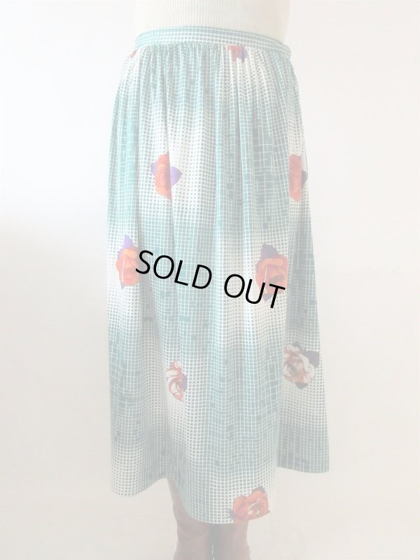 画像3: 【何と合わせようかワクワクします*】レトロフラワースカート