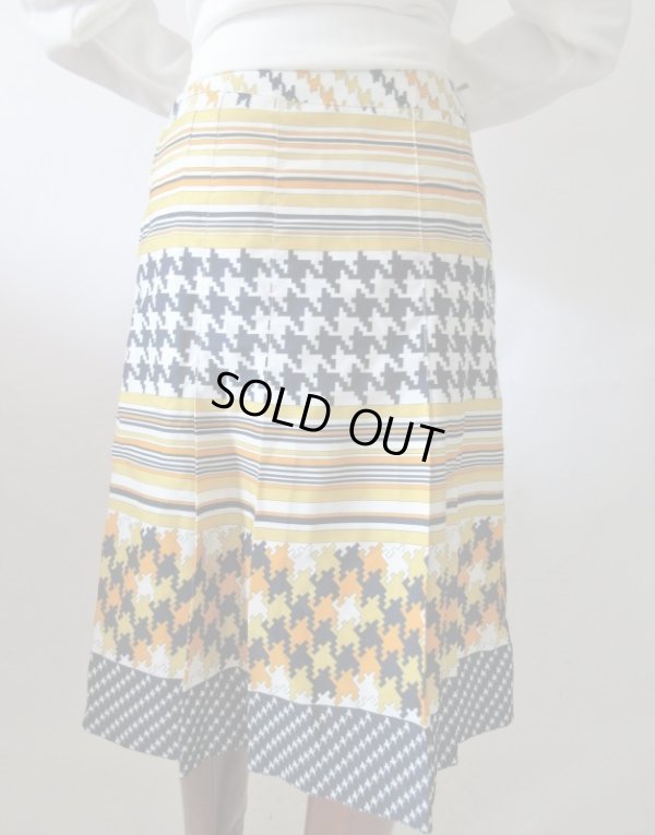 画像5: 【カラフルな色使い*】幾何学ボーダー柄スカート