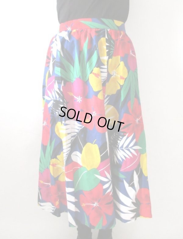 画像6: 【何と合わせようかワクワクします*】トロピカルフラワースカート