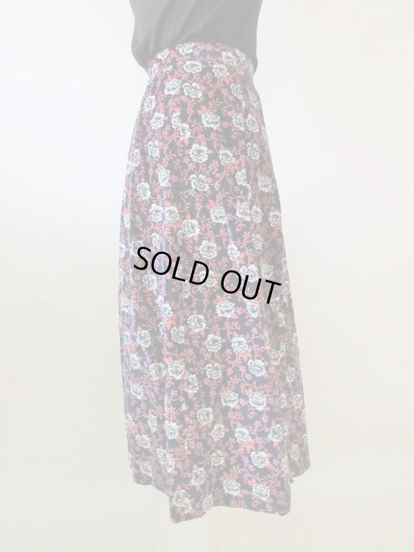 画像4: 【オトナのベロア*】ネイビー地の花柄スカート