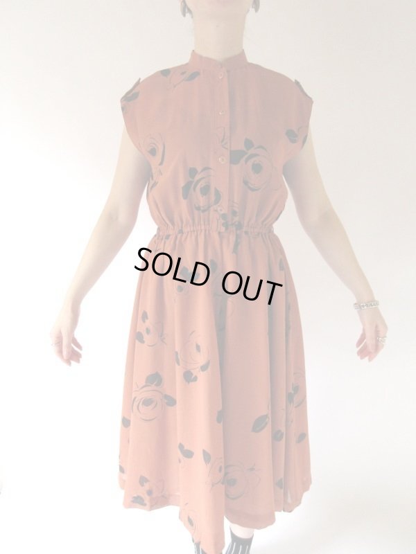 画像3: クラシカルローズのワンピース