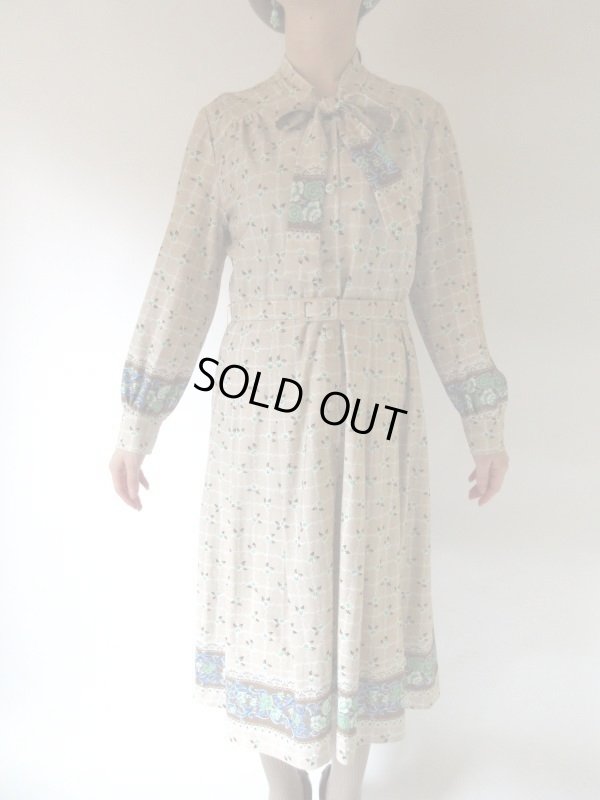 画像4: 【イヤリングと２点セット*】レトロフラワーのボウタイワンピース