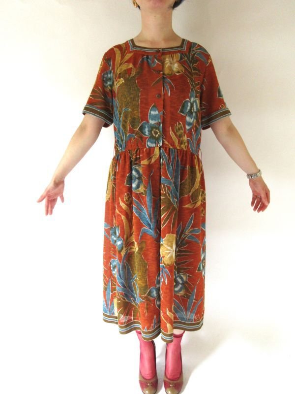 画像3: 【リゾートシーンにも*】オリエンタルフラワーワンピース