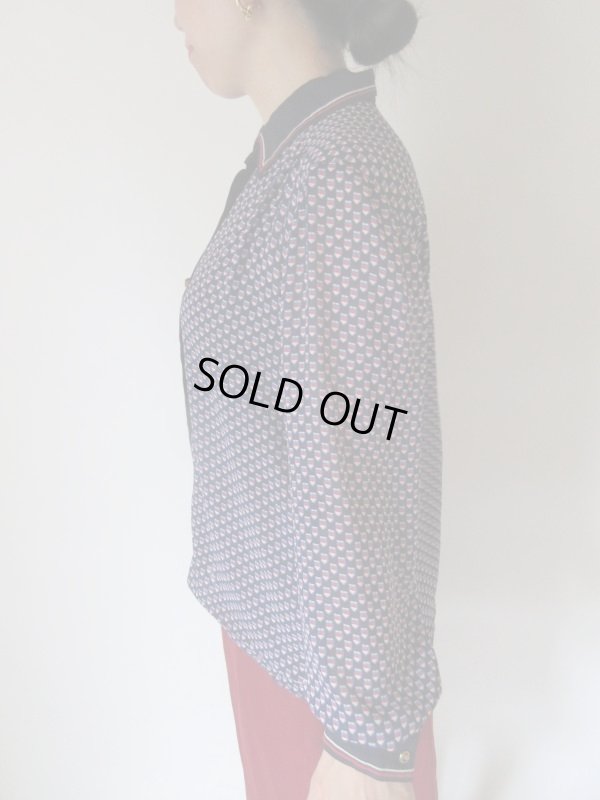 画像4: 【褪せない定番配色*】ゆったりsize*トリコロール配色の切替シャツ