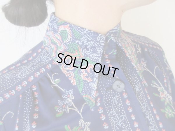 画像7: 【着心地の良さに自信あり*】新鮮色使いのフラワーシャツ