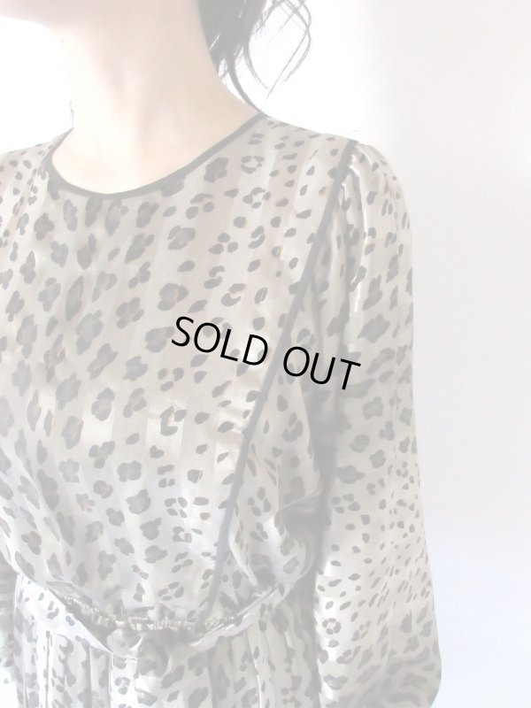 画像5: 【佇まいに自信あり*】美シルエットの艶ワンピース