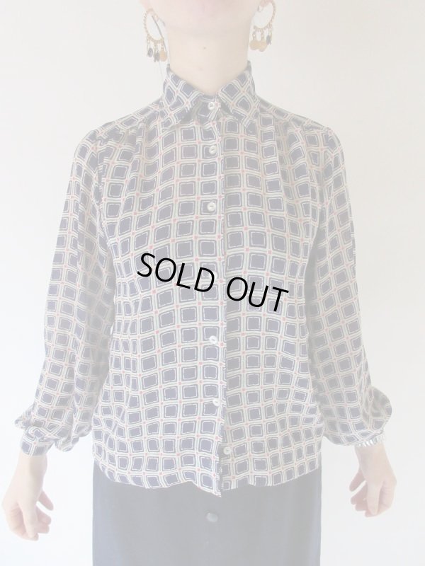 画像4: 【軽やかに大人レトロ*】シフォンのスクエア柄シャツ