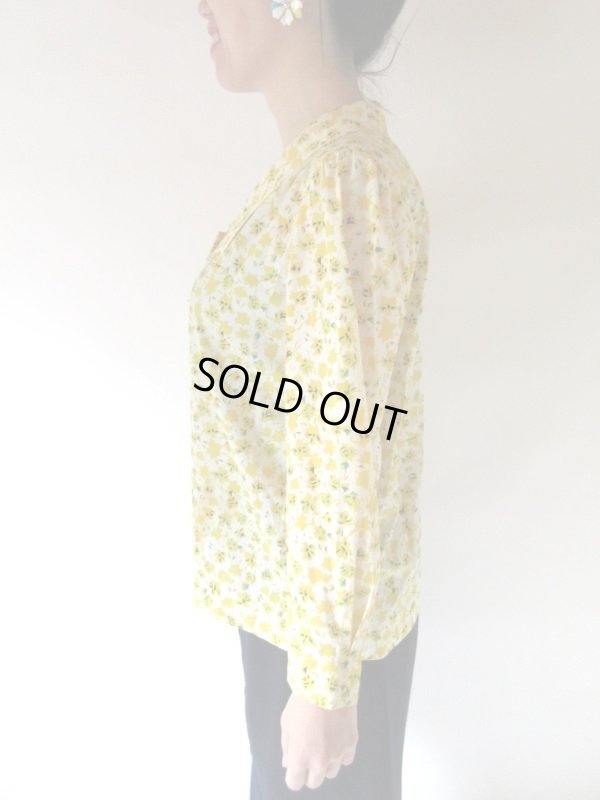 画像4: 【ボタンもオシャレ*】ゆったりめ*二重襟のクラシカルブラウス