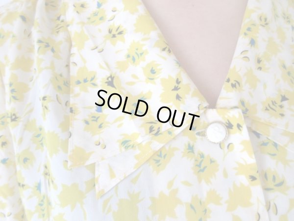 画像7: 【ボタンもオシャレ*】ゆったりめ*二重襟のクラシカルブラウス