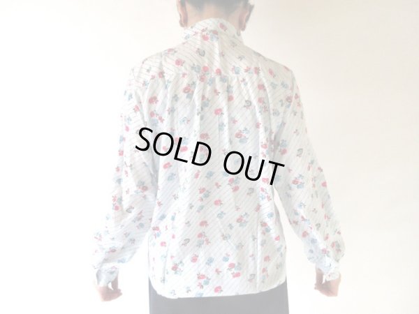 画像5: 【未使用*】ニュアンスブルーの小花柄ブラウス