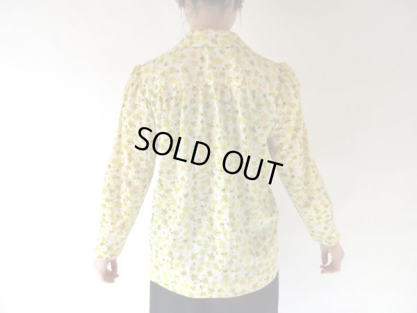 画像5: 【ボタンもオシャレ*】ゆったりめ*二重襟のクラシカルブラウス