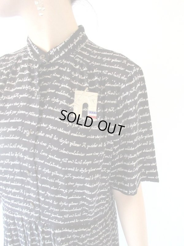 画像5: 【大人っぽロゴ*】モノトーン英字柄ワンピース