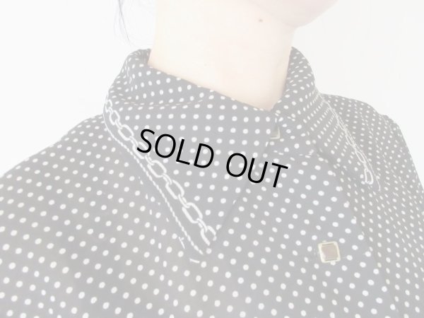 画像7: 【きりっとモノトーン*】ドットとチェーンベルト柄のワンピース