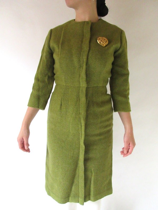 画像3: 【黒地ベースがオトナっぽ*】鮮やかフラワーワンピース