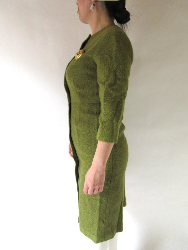 画像4: 【黒地ベースがオトナっぽ*】鮮やかフラワーワンピース