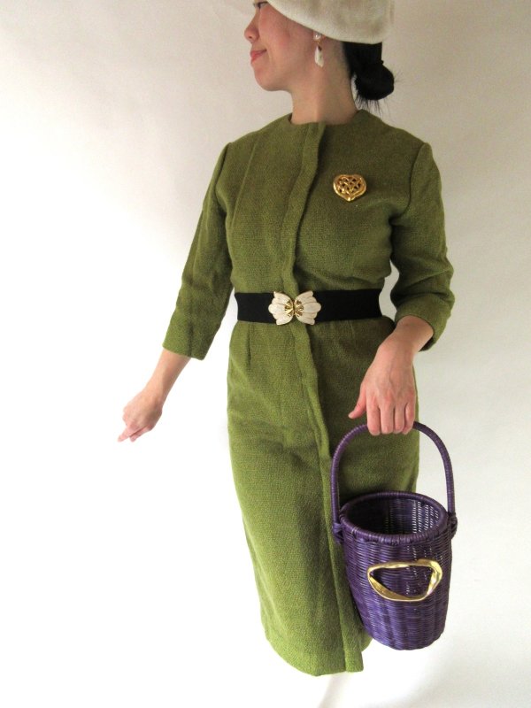 画像1: 【黒地ベースがオトナっぽ*】鮮やかフラワーワンピース