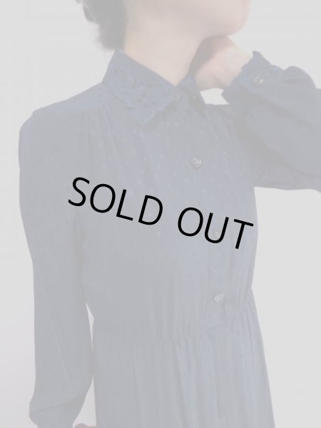 画像3: ★未使用*お花刺繍襟のドット柄ワンピース (3)