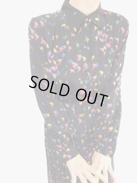 画像2: ★黒地にレインボーカラーのシルクワンピース (2)