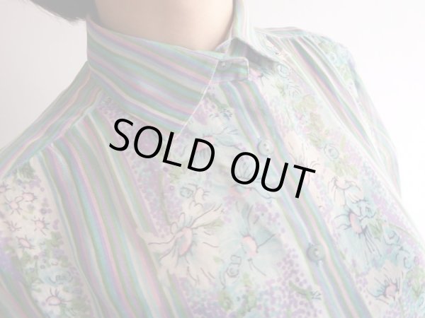 画像3: ★未使用*カラフルラインとお花のブラウス (3)