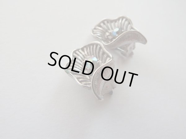 画像2: シルバーメタルとラインストーンのイヤリング (2)