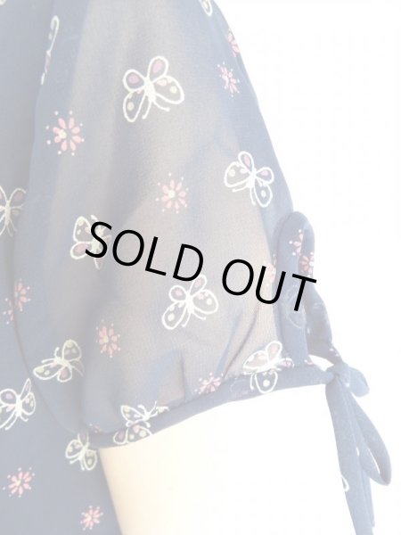 画像8: ★紺地にお花とチョウチョ柄ワンピ (8)