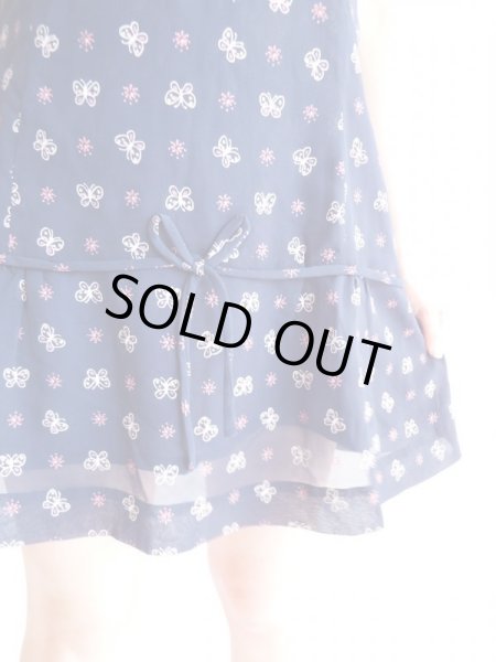 画像6: ★紺地にお花とチョウチョ柄ワンピ (6)
