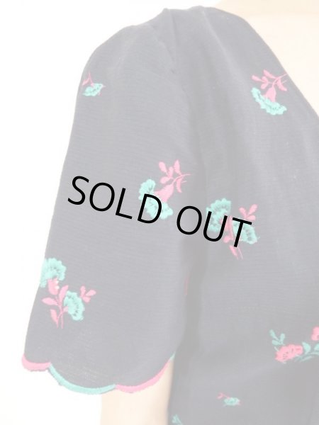 画像8: ★お仕立て品*お花刺繍の裾フリフリワンピ (8)