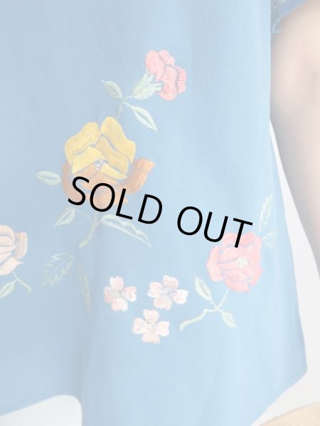 画像9: ★極上可愛いお花刺繍Ａライントップス (9)