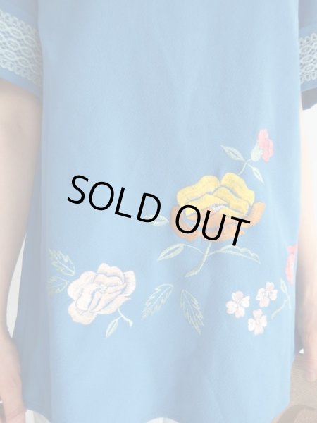 画像8: ★極上可愛いお花刺繍Ａライントップス (8)