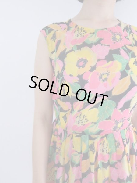 画像4: ★お仕立て品*カラフルお花ワンピ (4)