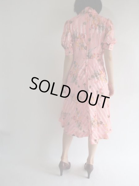 画像4: ★透かしストライプ柄のお花ワンピ (4)