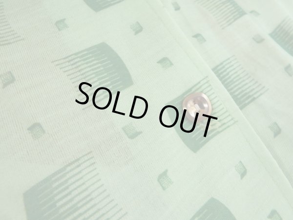 画像6: ★レトロモダン柄の緑シャツ (6)