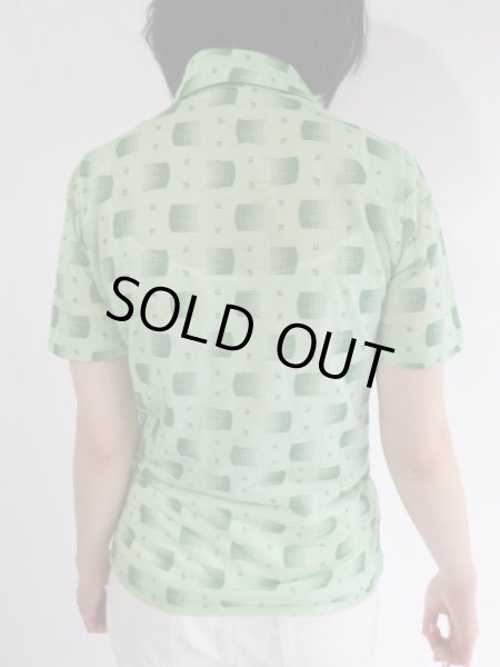 画像4: ★レトロモダン柄の緑シャツ (4)