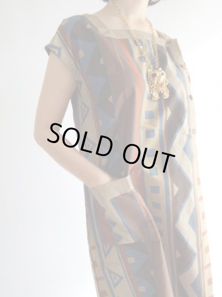 画像8: ★未使用*モダンな大人幾何学コットンワンピ (8)