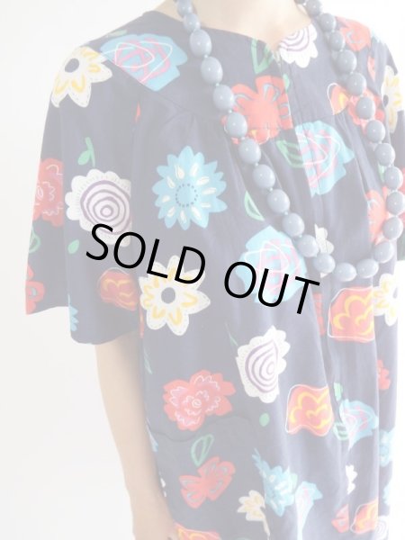 画像6: ★紺地にお花ちゃんのコットンワンピ (6)