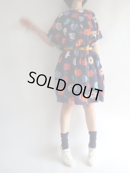 画像9: ★紺地にお花ちゃんのコットンワンピ (9)