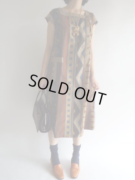 画像2: ★未使用*モダンな大人幾何学コットンワンピ (2)