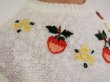 画像4: ★未使用*苺とお花刺繍ニット (4)