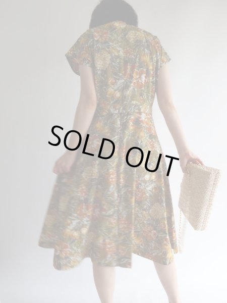 画像4: ★未使用*パイナップルや木の実、お花柄コットンワンピ (4)